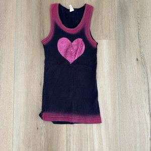 Tease navy tank top with pink edges and metallic pink heart
